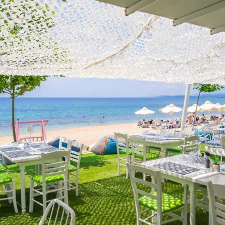 Acrotel Lilyann Boutique Hotel-3