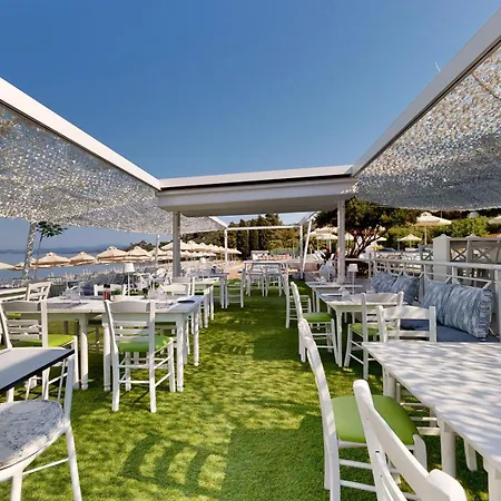 Acrotel Lilyann Boutique Hotel-3